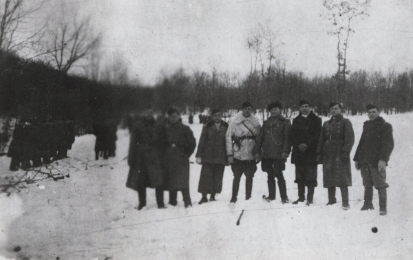 Повстанці із сотні "Бурлаки". 1944 рік. Джерело: Архів ЦДВР